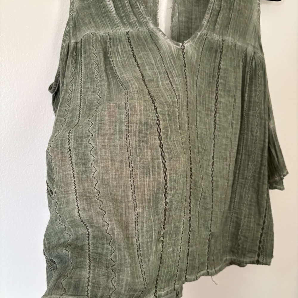 True Craft | Green Cold Shoulder Blouse | Size Small - Picture 7 of 11